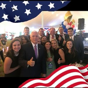 Meet your Posher, Johnny